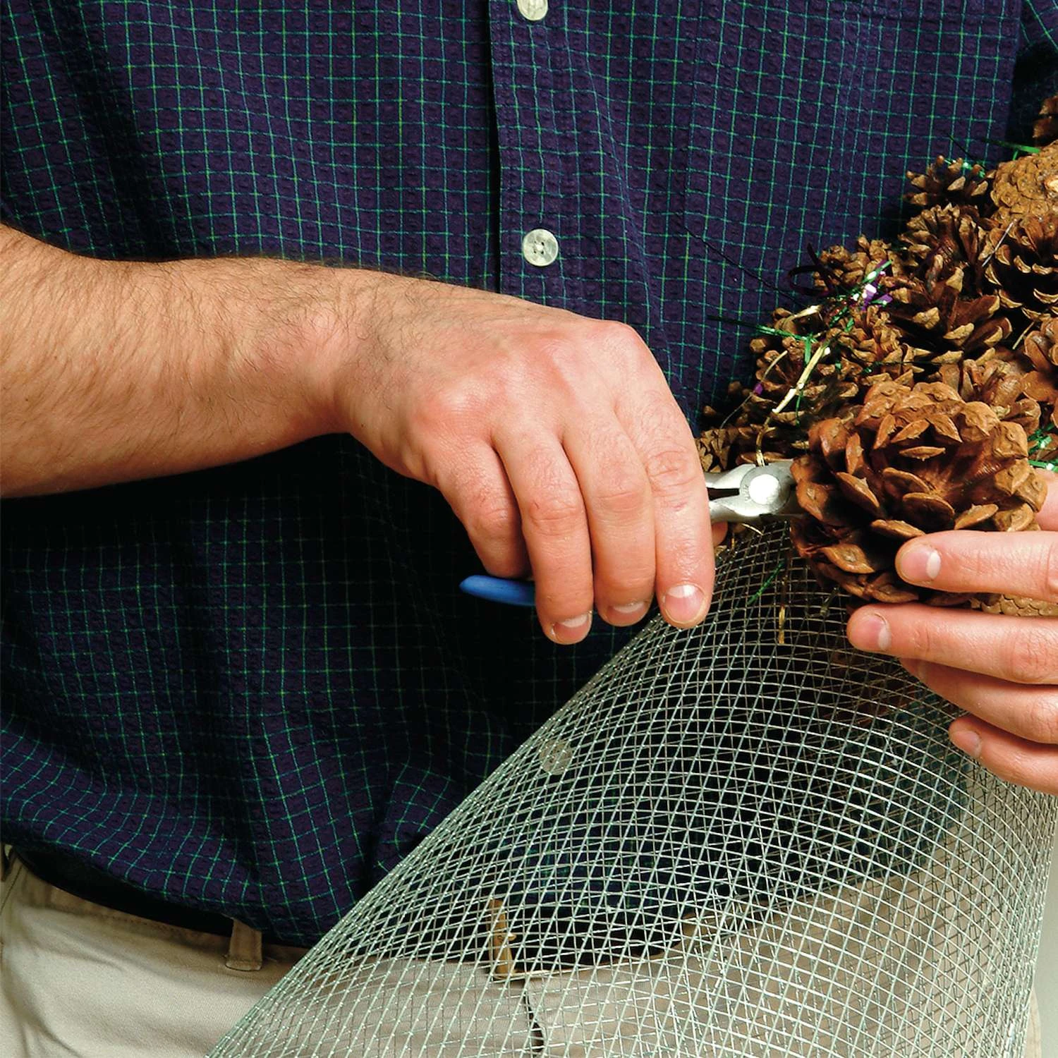 Garden Craft 24 In. H X 10 Ft. L Galvanized Steel Hardware Cloth 1/4 In. - Image 4